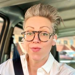 robyn winfield-smith