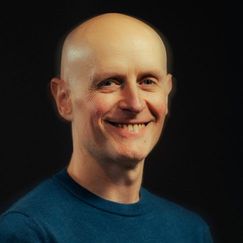 Headshot of Professor Gavin Kearney, Co-Director, CoSTAR Live Lab