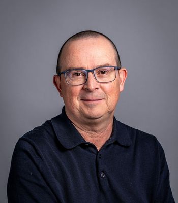 Headshot of Professor Ade Woolard, Co-Director (Interim) and Director of Technology, CoSTAR National Lab