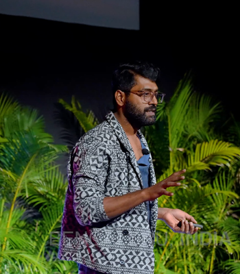 Photo of Shammi Raj Balla delivering a talk
