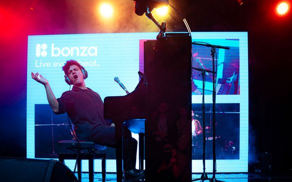 Jamie Cullum performing live at the CoSTAR Live Lab launch event