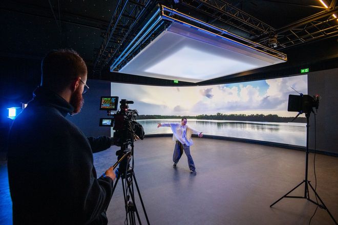 Molly Danter from Scottish Dance Theatre and the CoSTAR Realtime Lab team work together Photo: Alan Richardson.